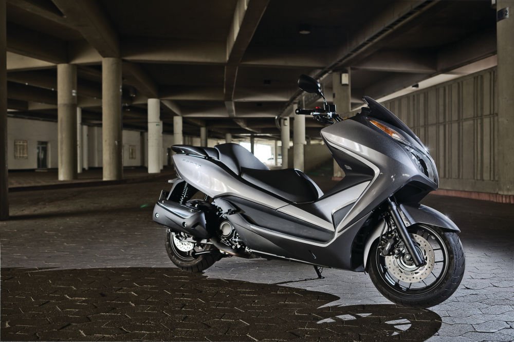 이제야 완벽에 가까워졌다. HONDA FORZA 300 ABS 이제야 완벽에 가까워졌다. HONDA FORZA 300 ABS