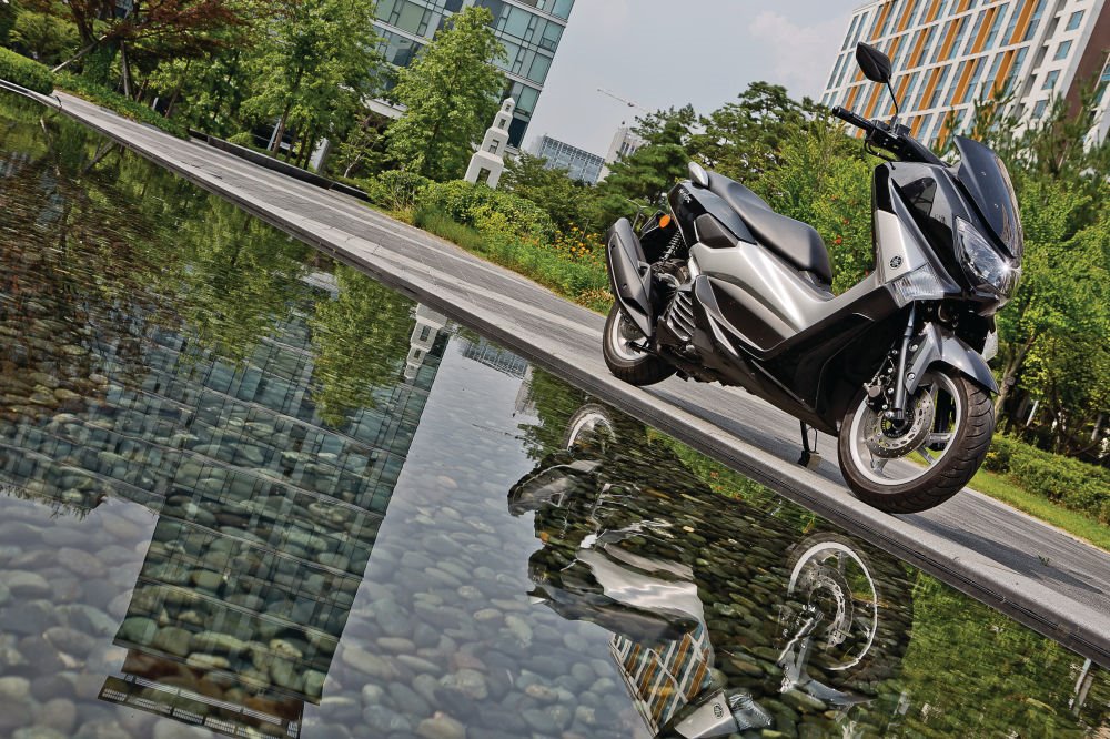 클래스 최강자를 노린다. 야마하 NMAX 125 클래스 최강자를 노린다. 야마하 NMAX 125