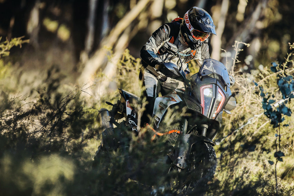 듀얼 퍼퍼스 최상위 포식자, KTM 1290 슈퍼어드벤처