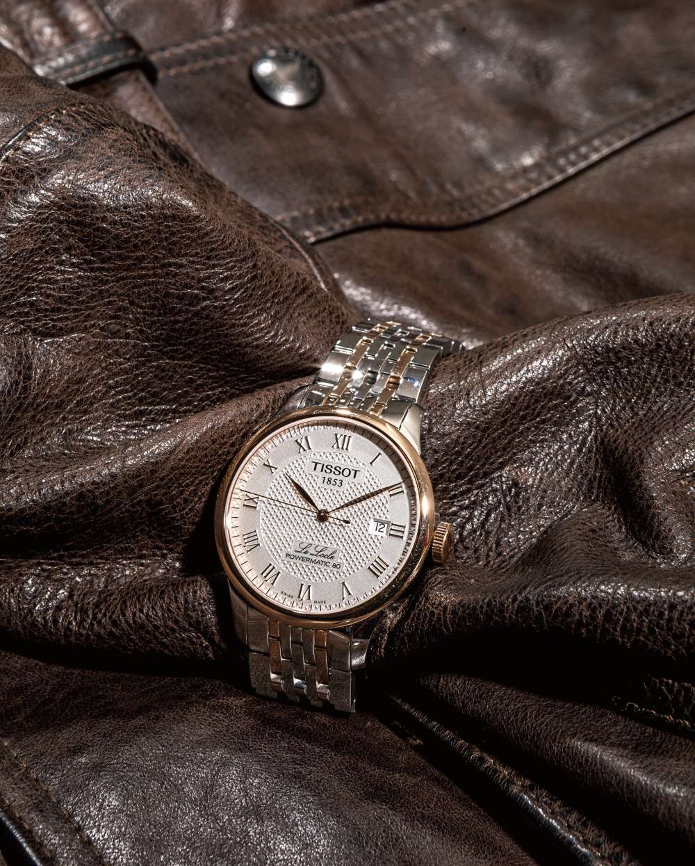 클래식한 아름다움. LE LOCLE POWERMATIC 80
