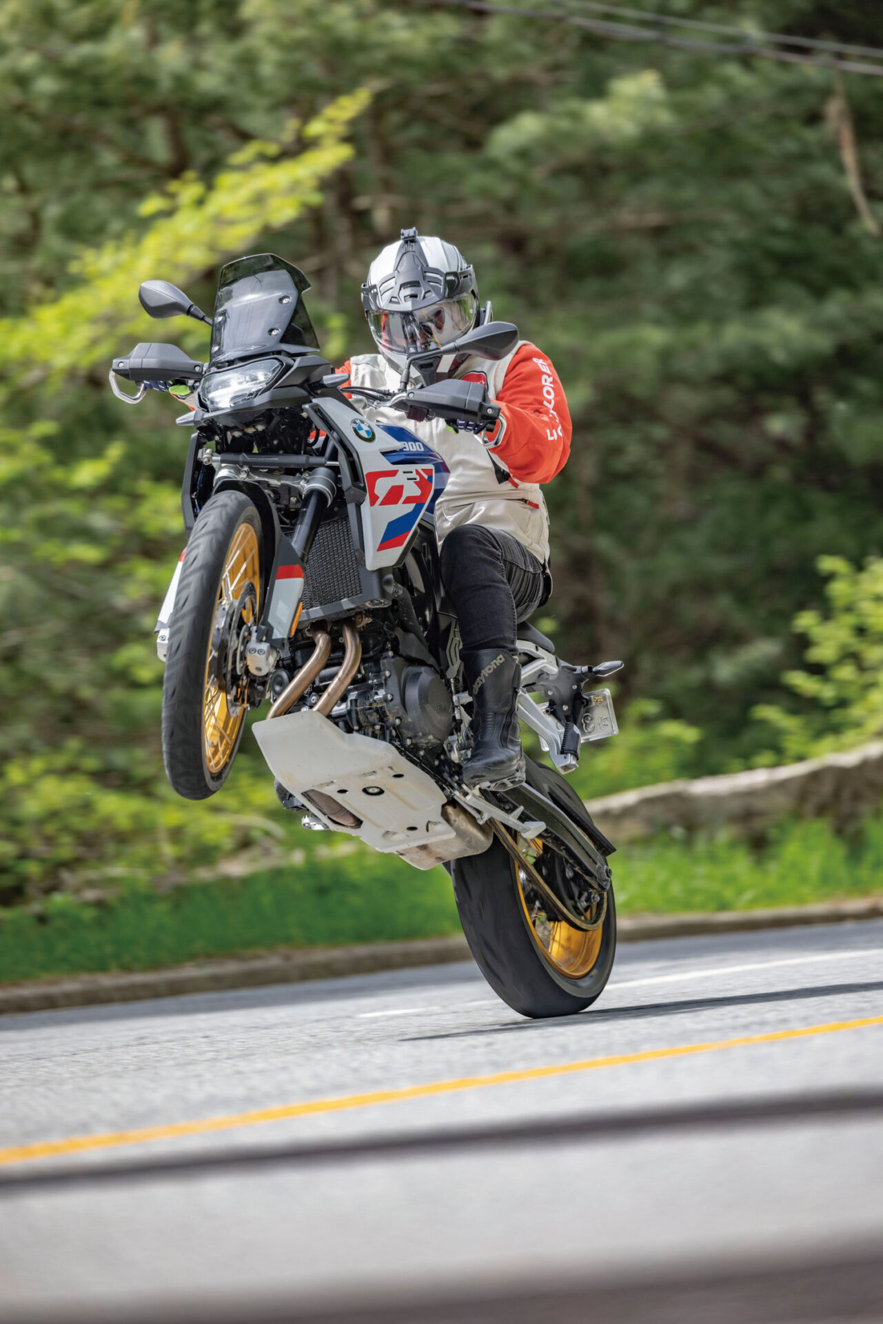 한판 제대로 붙자! BMW모토라드 F 900 GS