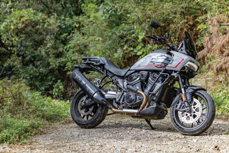 어드벤처에서 스포츠 투어러, 할리데이비슨 팬아메리카 1250 ST